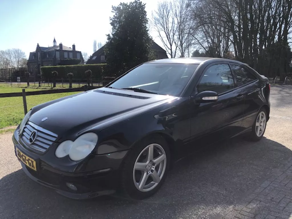 Mercedes-Benz C-klasse C 230 Kompressor Sports Coup&eacute;