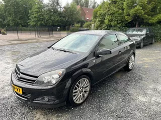 Opel Astra GTC 2.0 T Sport !GOED-ONDERHOUDEN!  !RIEM- VRVN!