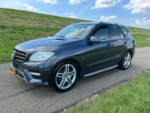 Mercedes-Benz M-klasse 350 BlueTEC !SCHUIFDAK!  ! SIDEBARS!