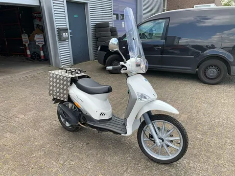 PIAGGIO LIBERTY CORPORATE