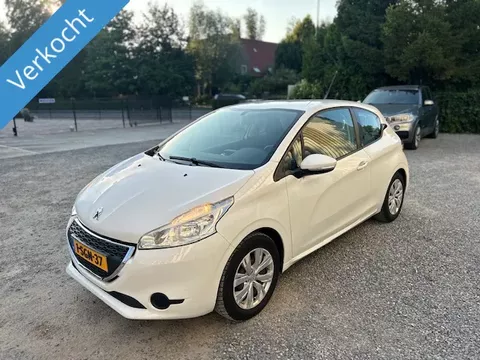 Peugeot 208 !VERKOCHT!!